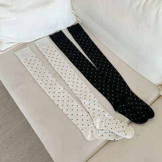 Arti Pin Dot Knit Contrast Long Knee Socks