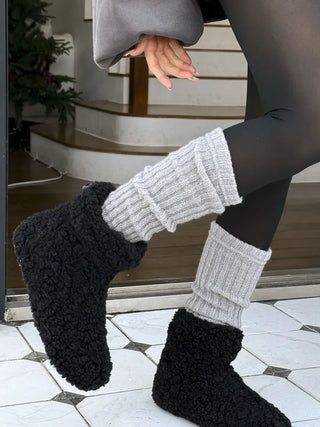 Delicate Ribbed Thick Knit Long Leg Warmers