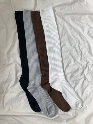 Maxi-Long Ribbed Knee-High Socks