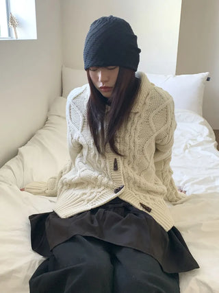 Sofmute Cable Knit Pattern Beanie Hat