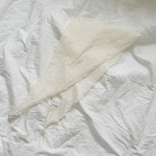 Softening Dot See-through Triangle Headscarf