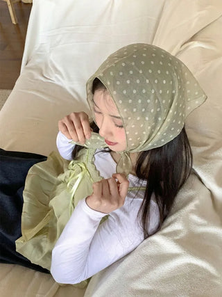 Softening Dot See-through Triangle Headscarf