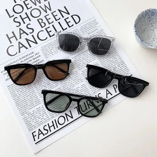Tommy Over Casual Tinted Sunglasses