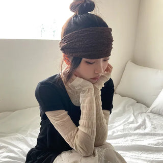 Crumb Flower Back-Banding Bandana Hairband