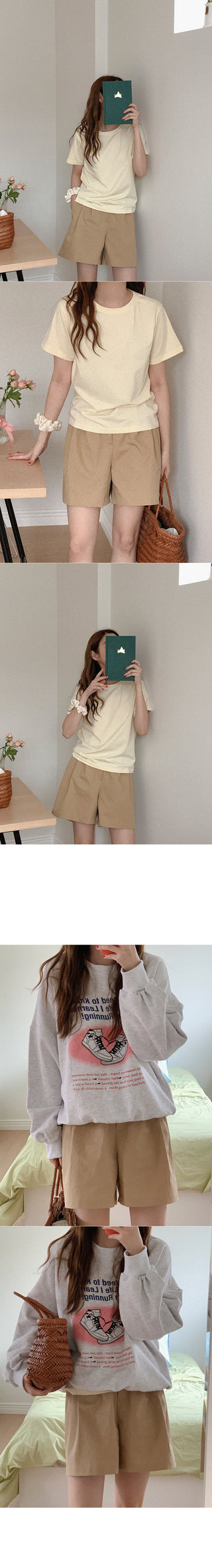 High-waisted pintuck shorts