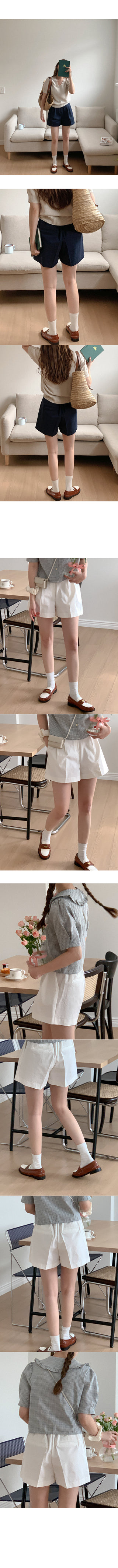 Pintuck Banding Half Pants