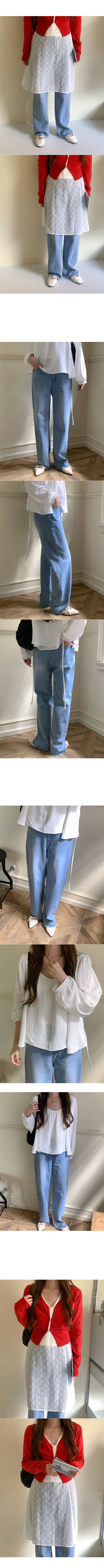 Wide-leg denim pants with cut hems