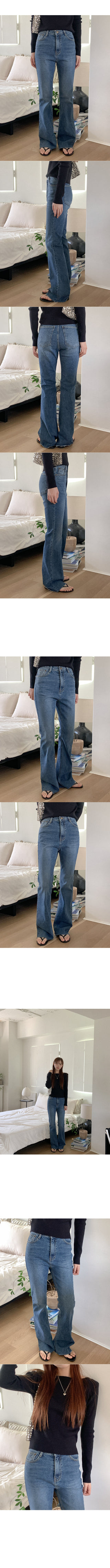Bootcut jeans