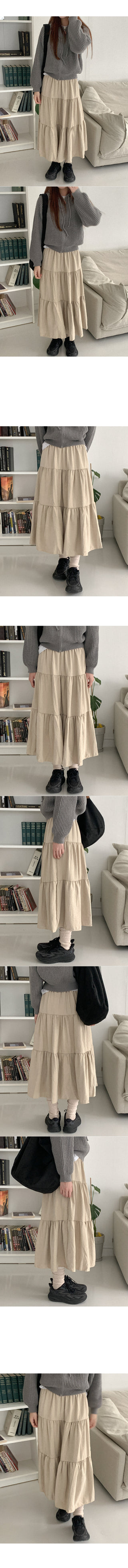 Tiered long skirt