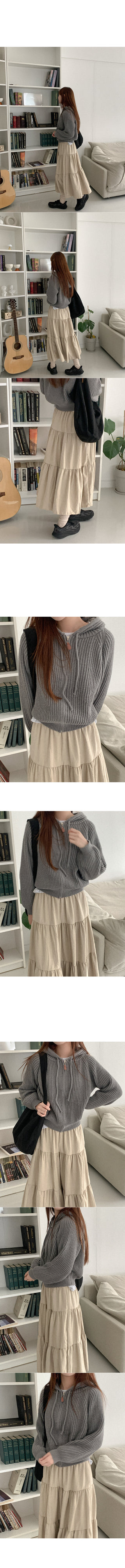 Tiered long skirt
