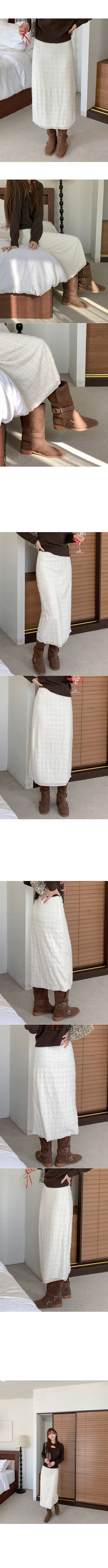 Lace knit long skirt