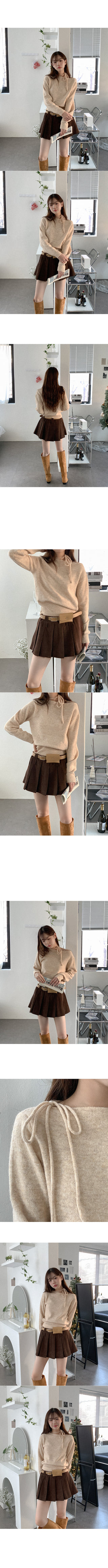 Corduroy pleated mini skirt