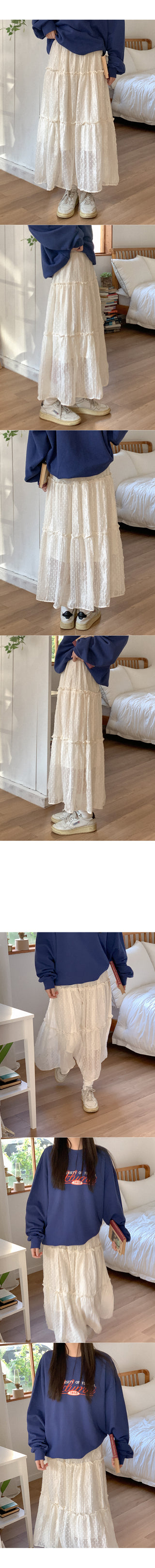 Lace tiered long skirt