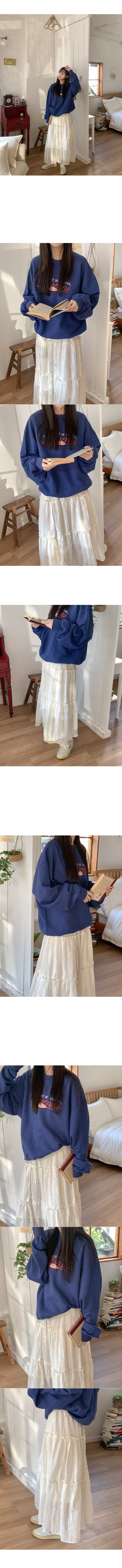 Lace tiered long skirt