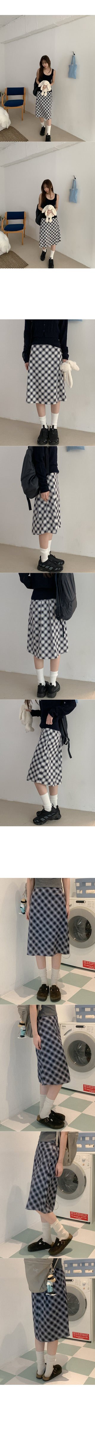Checked midi skirt