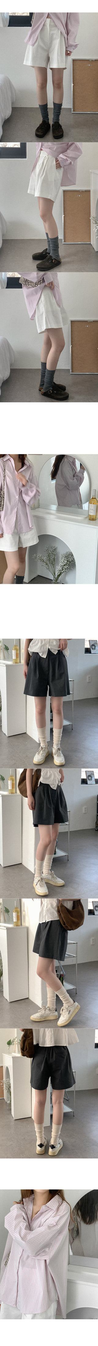 Pleated half chino pants