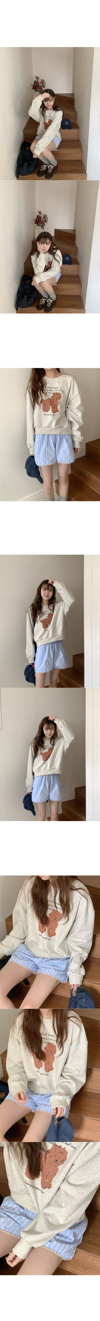 Striped elastic waist shorts