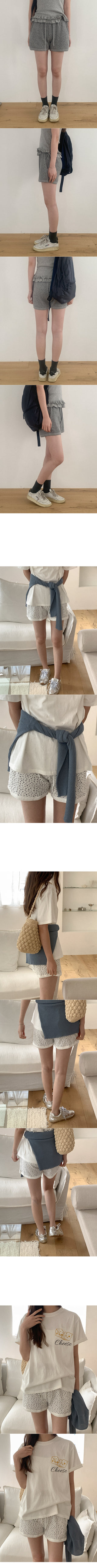 Flower elastic shorts