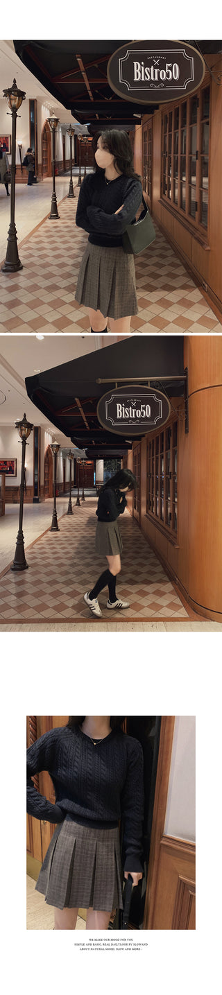 Pleated skirt - 3 sizes