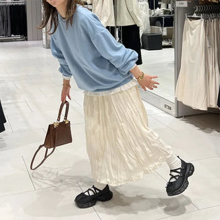 Crinkle pleated long skirt