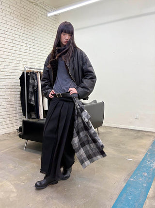 [NeverSeez] Tassel Pleated Skirt