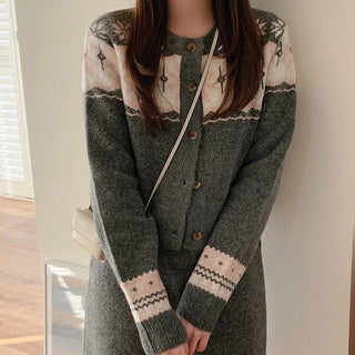 Winter version: Stylish cardigan with snowflake pattern