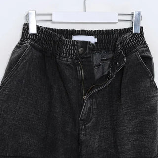Pocket denim shorts