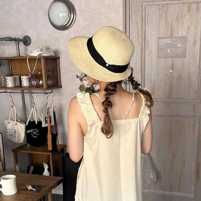 Two-tone bucket hat