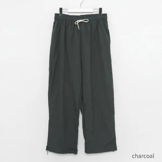 String wide pants