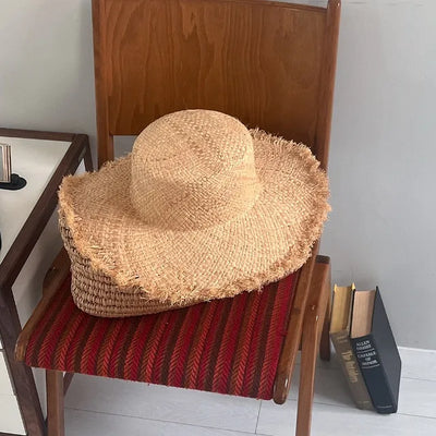 Raffia hat