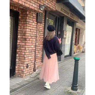 Collared embroidered sweatshirt