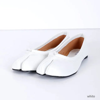 Tabi flat shoes