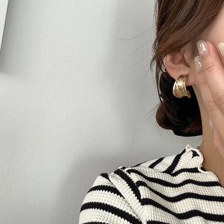 Rounding Matte Earrings