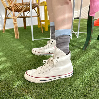 Color-blocked knee-high socks