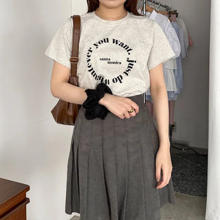 Round lettering T-shirt