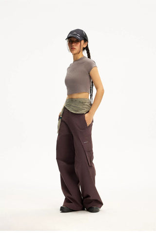 [Monterest] Cutout Embroidery Slim Fit Crop Tee