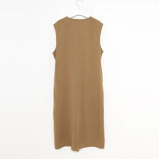 Big V-neck dress