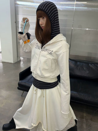 [NeverSeez] Cropped Raw Edge Hooded Zip-Up