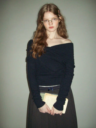 [Moromoro2] Bow Pleated Off-shoulder Knit  Sweater