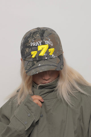 camouflage peaked cap