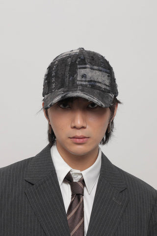 plaid ripped cap