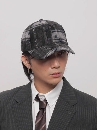 plaid ripped cap