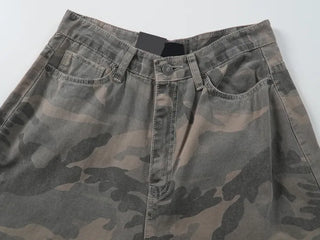T-shirt with Camo Mega Wide Long Pants