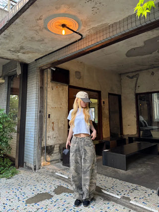 T-shirt with Camo Mega Wide Long Pants
