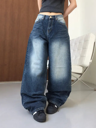 Lao back pocket embroidered washed denim pants