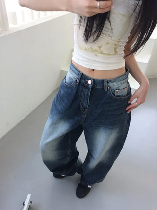Lao back pocket embroidered washed denim pants