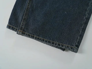 Lao back pocket embroidered washed denim pants