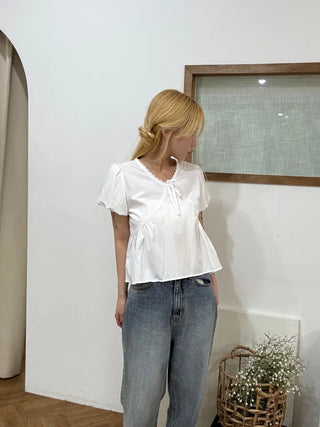 Koru Innocent Lace Balloon Blouse