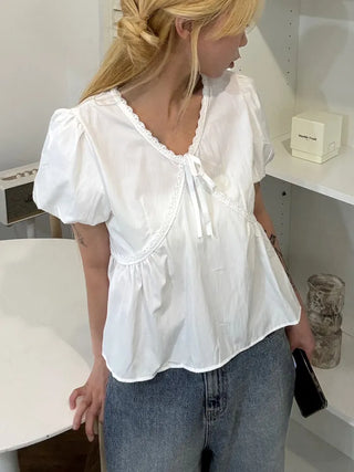 Koru Innocent Lace Balloon Blouse