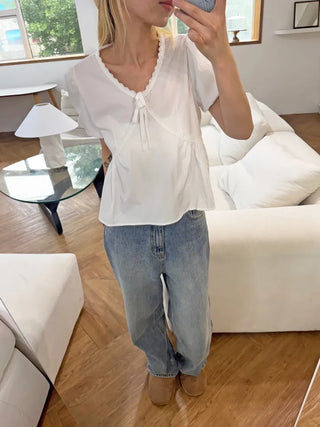 Koru Innocent Lace Balloon Blouse